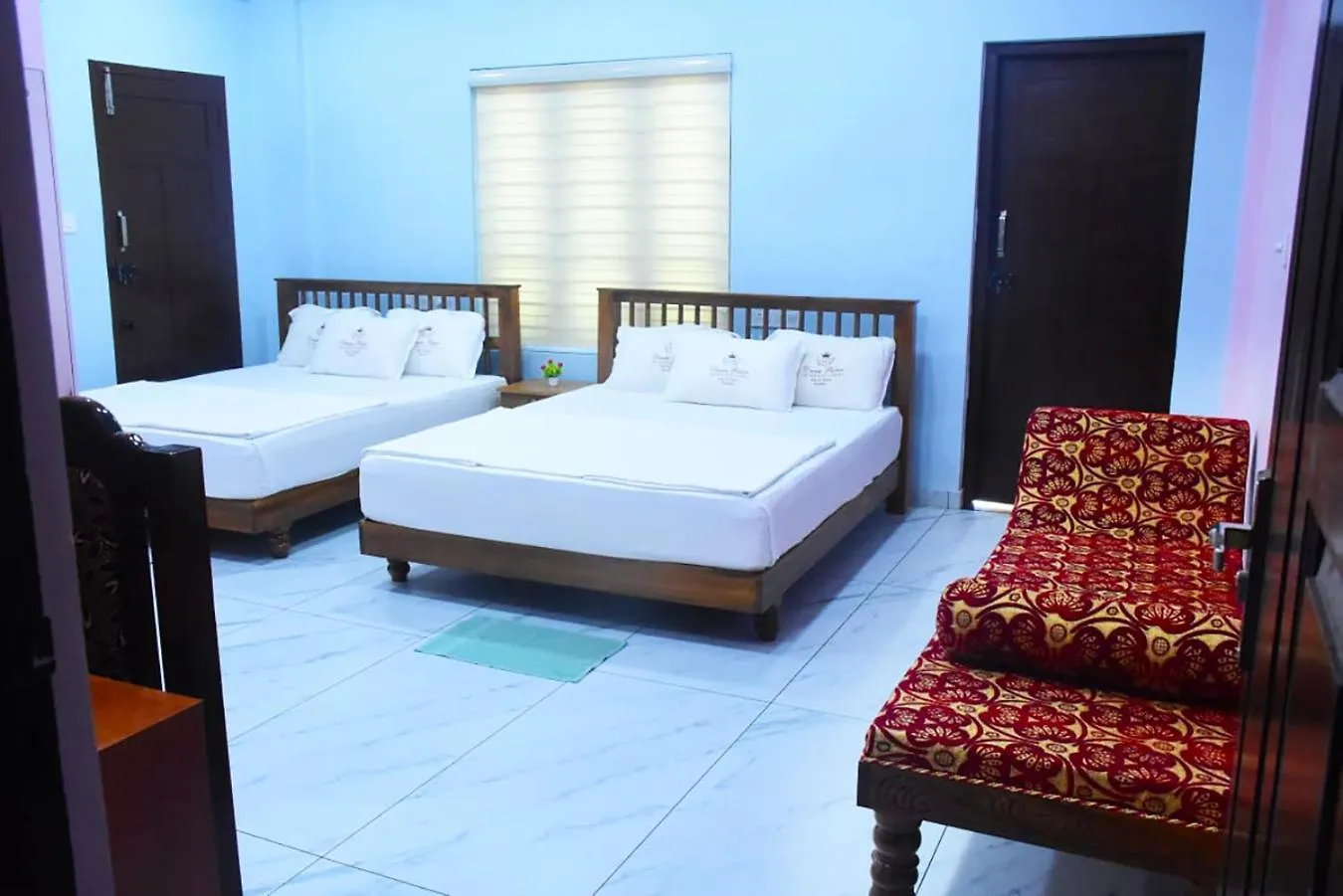 Hotel Royal Dream Palace International Kovalam India